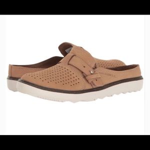 Merrell Mule for Women J03704 size:9 Tan color